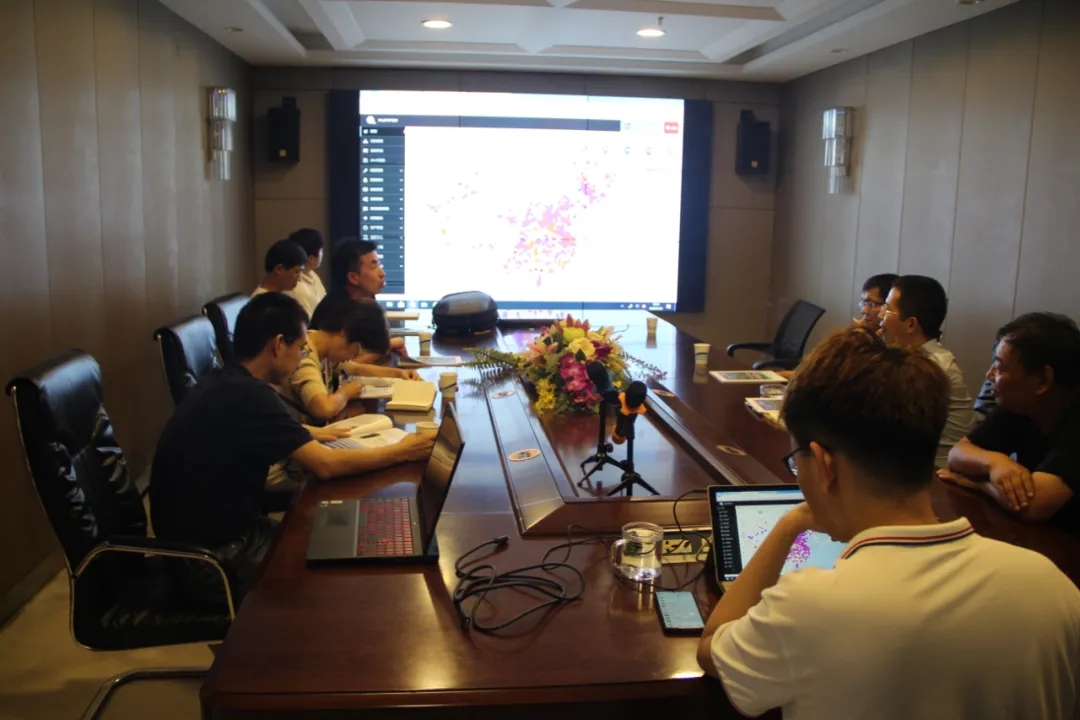 北京市植保站蔬菜科科長李云龍等領導蒞臨云飛科技參觀調研